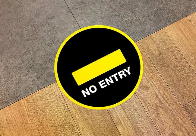 'NO ENTRY' circular distancing floor sticker - pack of 6